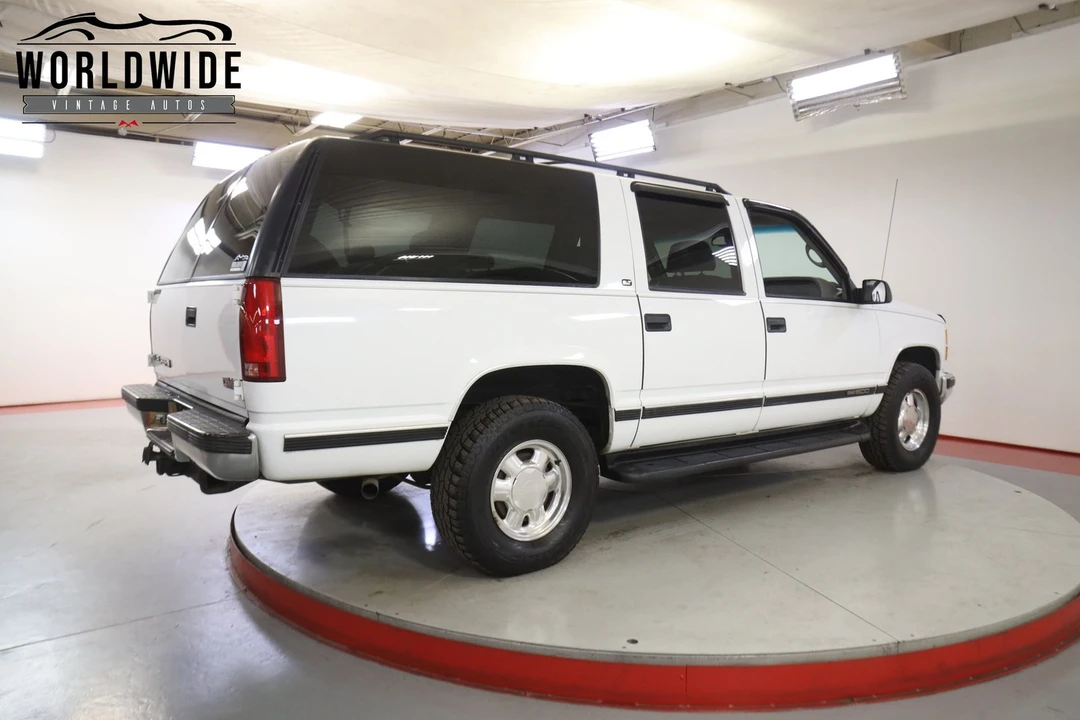 1999 Chevrolet Suburban 8th Gen - Image 6 of 12