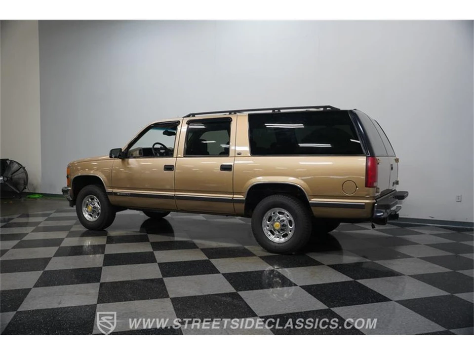 1999 Chevrolet Suburban 8th Gen - Image 7 of 31