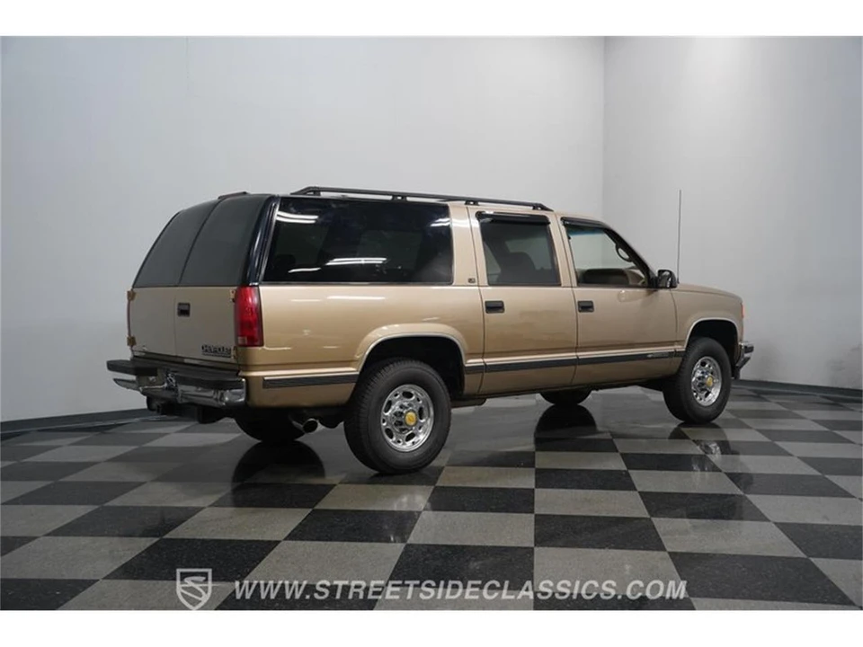 1999 Chevrolet Suburban 8th Gen - Image 11 of 31