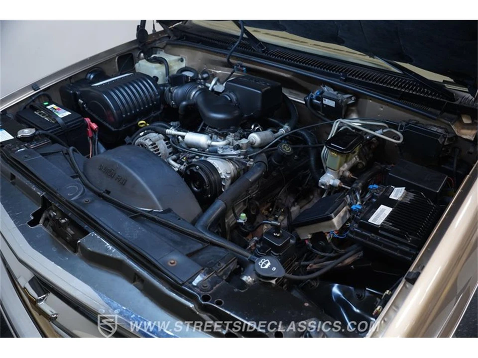 1999 Chevrolet Suburban 8th Gen - Image 30 of 31