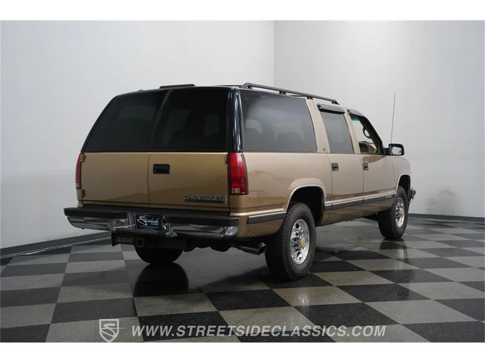 1999 Chevrolet Suburban 8th Gen - Image 10 of 31