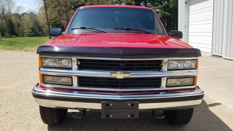1999 Chevrolet Suburban 8th Gen - Image 3 of 28