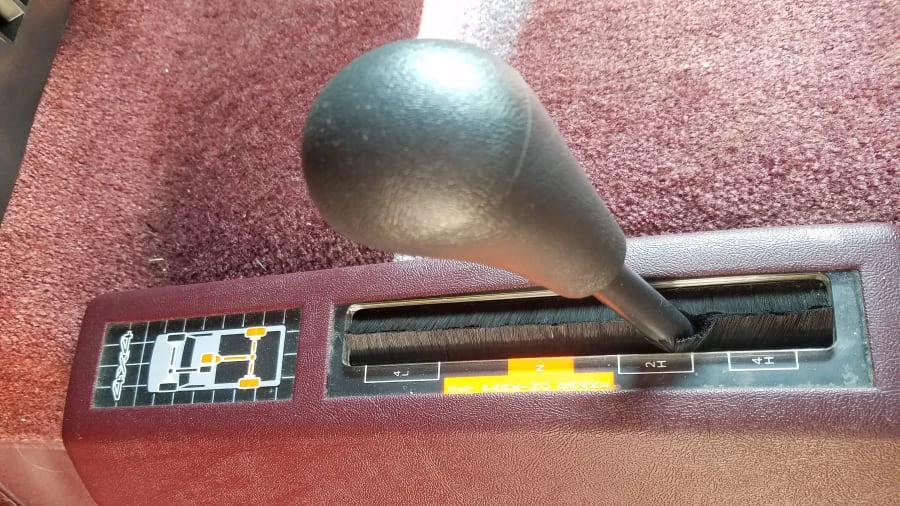 1999 Chevrolet Suburban 8th Gen - Image 11 of 28