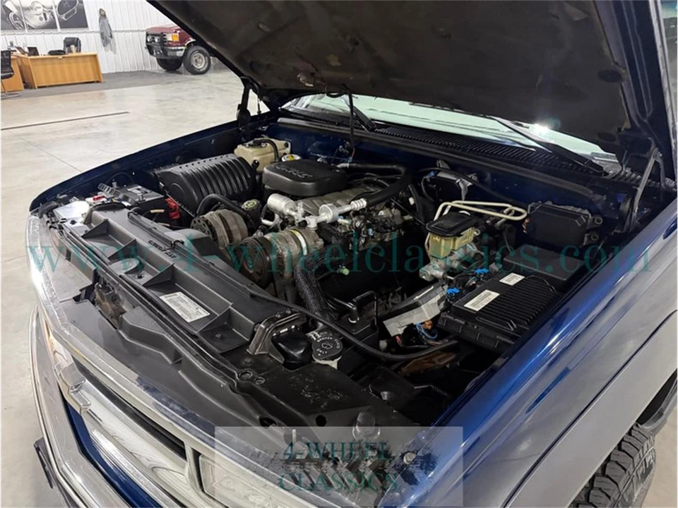 1999 Chevrolet Suburban 8th Gen - Image 29 of 31