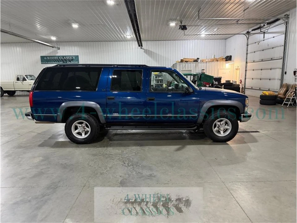 1999 Chevrolet Suburban 8th Gen - Image 6 of 31