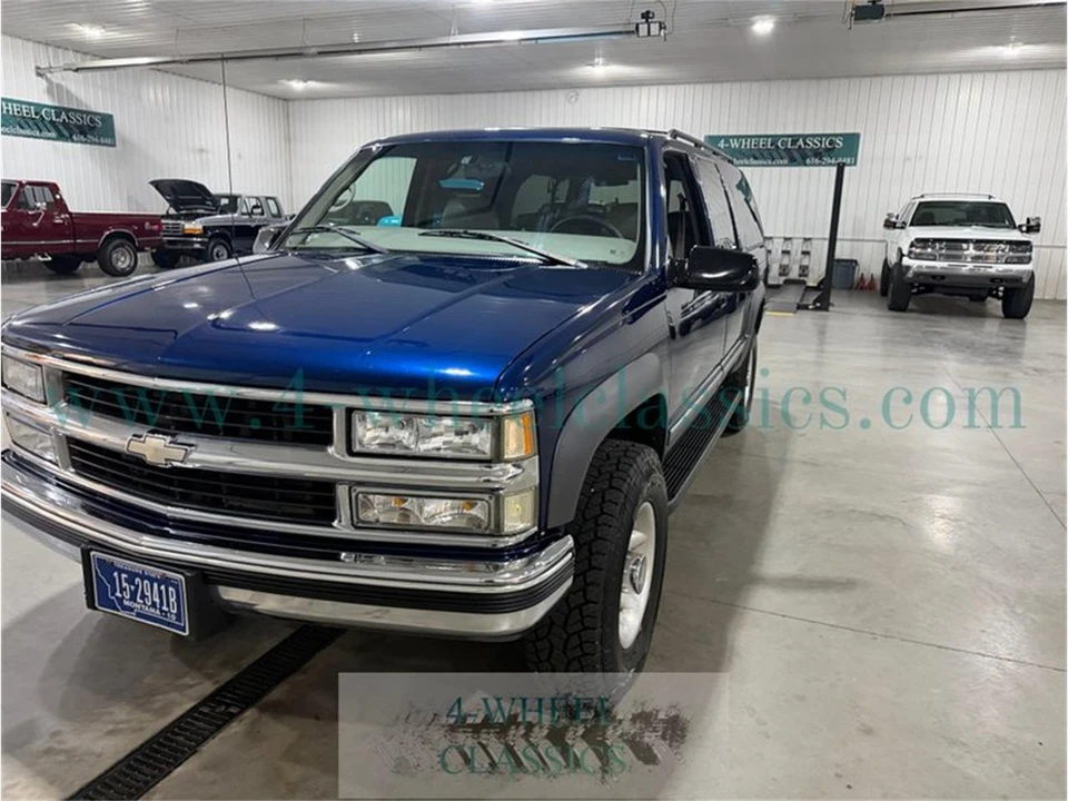 1999 Chevrolet Suburban 8th Gen - Image 11 of 31