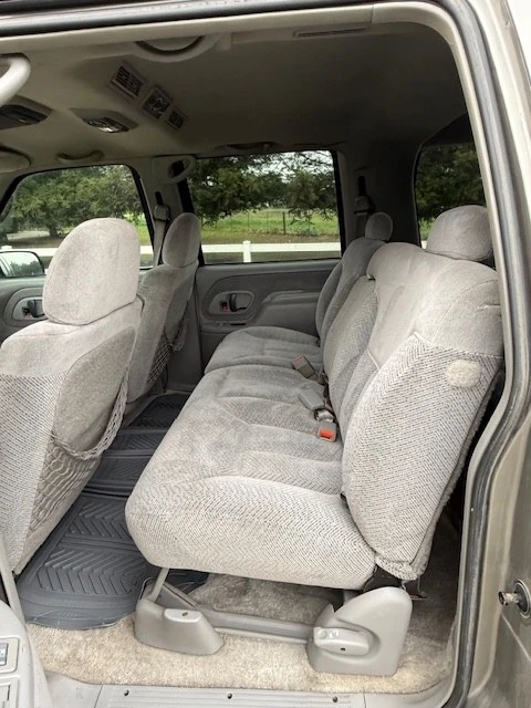 1999 Chevrolet Suburban 8th Gen - Image 20 of 21