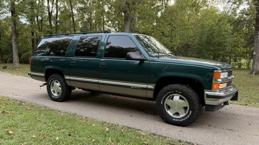 1999 Chevrolet Suburban 8th Gen - Image 6 of 29