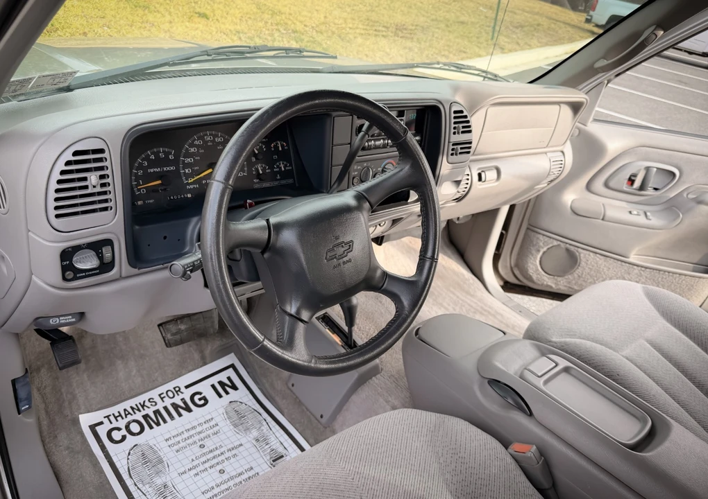 1999 Chevrolet Suburban 8th Gen - Image 15 of 21