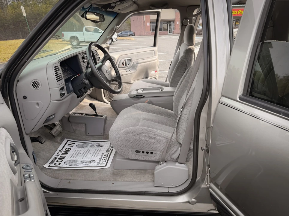 1999 Chevrolet Suburban 8th Gen - Image 14 of 21