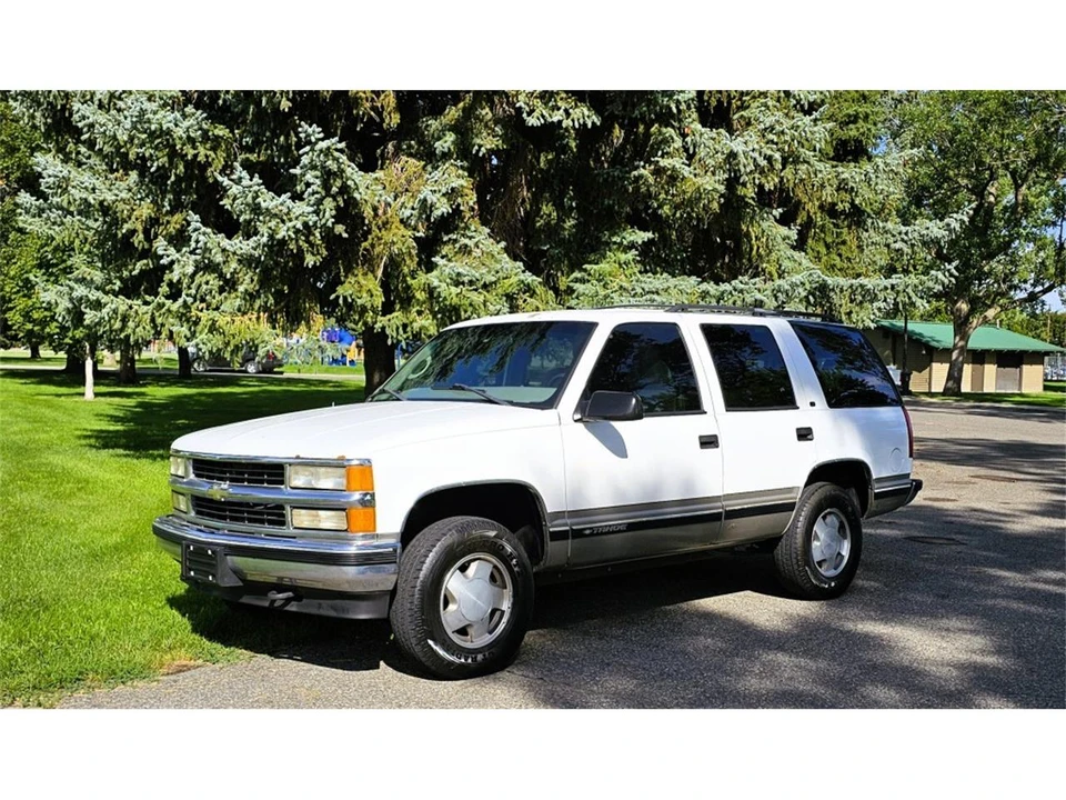 1999 Chevrolet Tahoe 1st Gen - Image 3 of 31