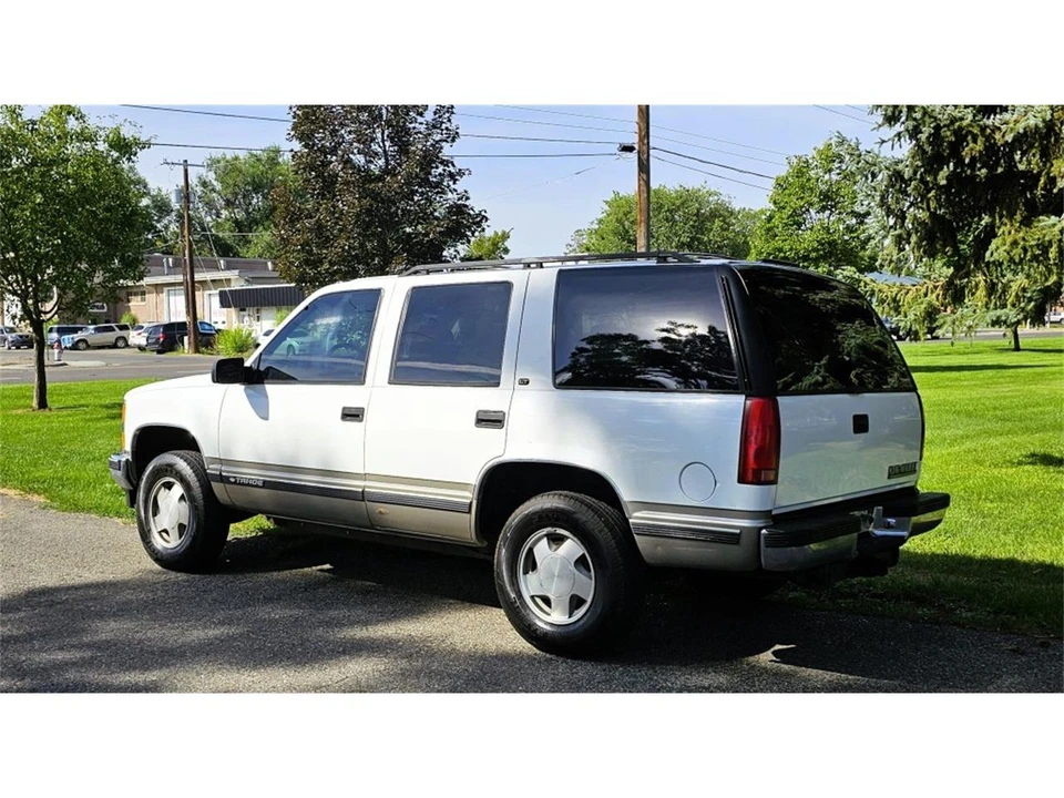 1999 Chevrolet Tahoe 1st Gen - Image 5 of 31