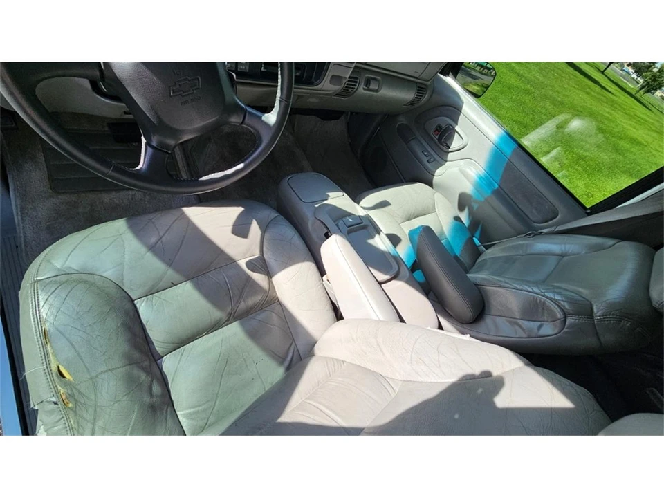 1999 Chevrolet Tahoe 1st Gen - Image 14 of 31