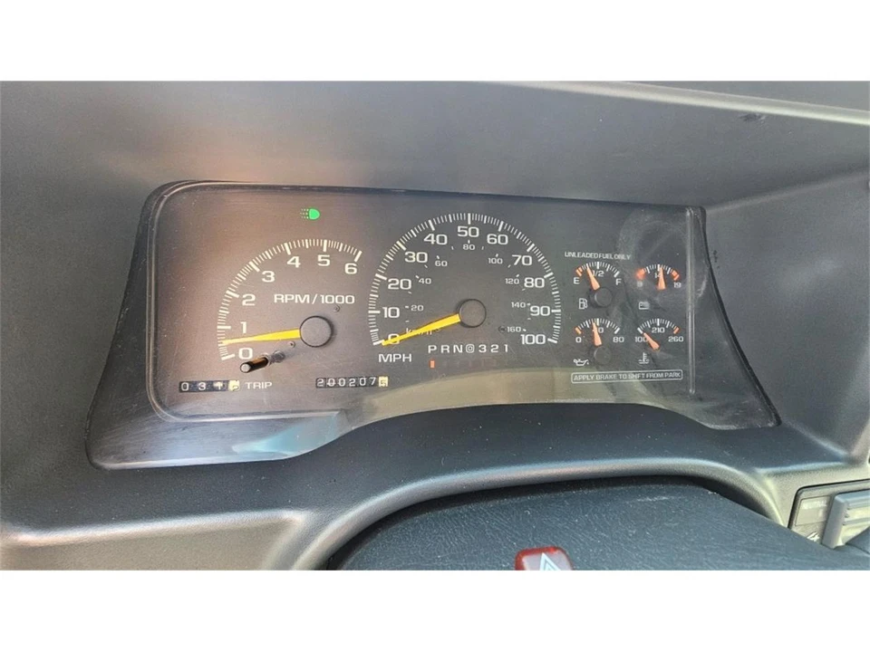 1999 Chevrolet Tahoe 1st Gen - Image 18 of 31