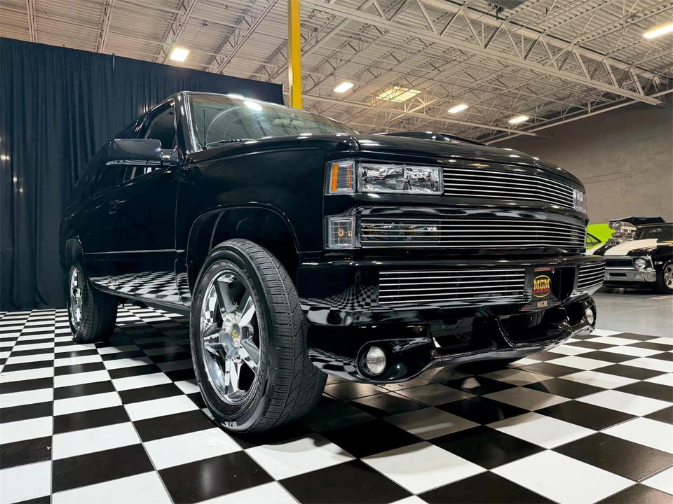 1999 Chevrolet Tahoe 1st Gen - Image 13 of 31