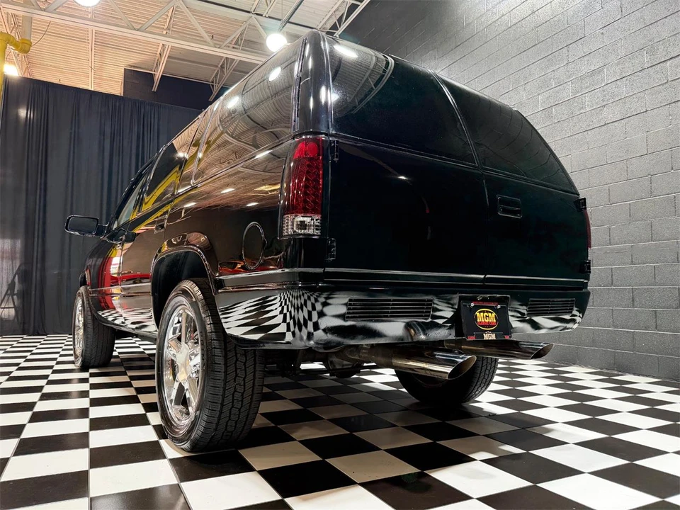 1999 Chevrolet Tahoe 1st Gen - Image 23 of 31
