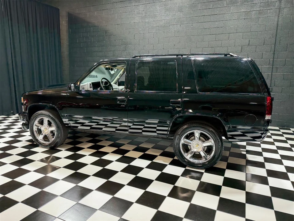 1999 Chevrolet Tahoe 1st Gen - Image 27 of 31