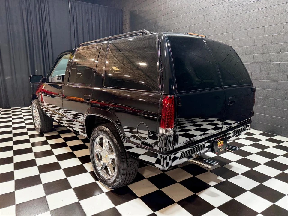 1999 Chevrolet Tahoe 1st Gen - Image 24 of 31