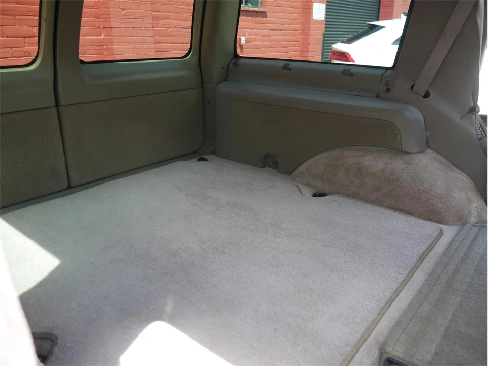 1999 Chevrolet Tahoe 1st Gen - Image 28 of 31