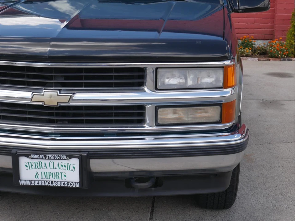 1999 Chevrolet Tahoe 1st Gen - Image 4 of 31