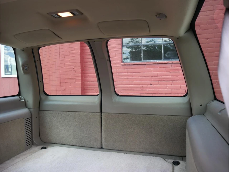 1999 Chevrolet Tahoe 1st Gen - Image 30 of 31