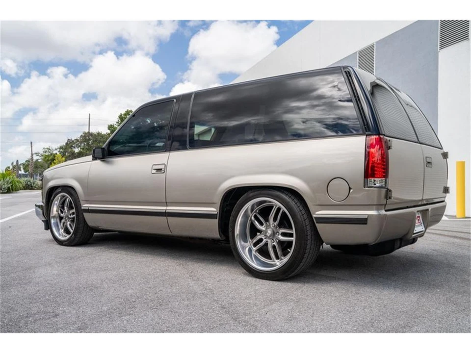 1999 Chevrolet Tahoe 1st Gen - Image 9 of 31