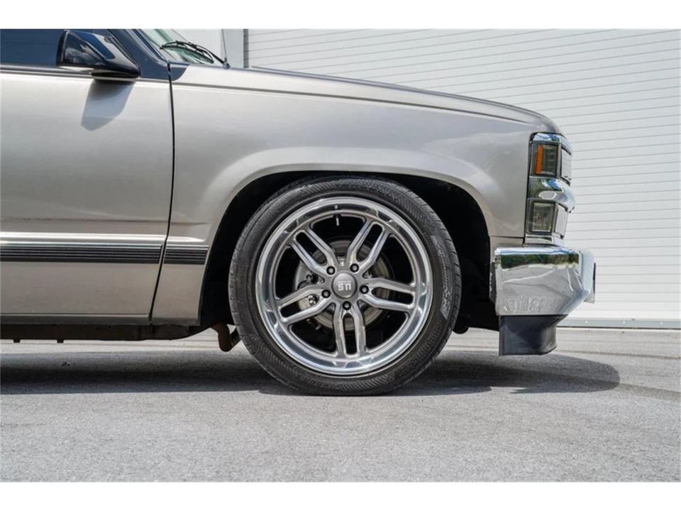 1999 Chevrolet Tahoe 1st Gen - Image 18 of 31