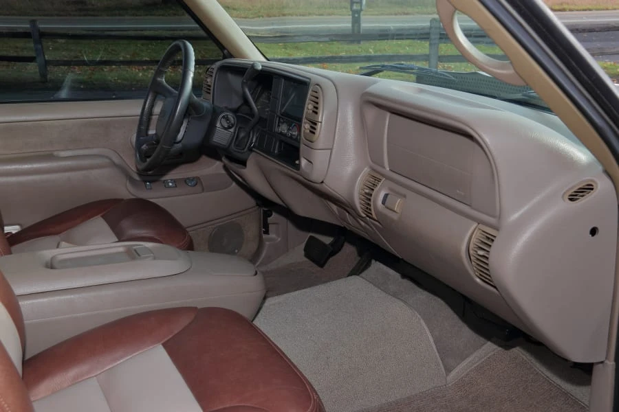 1999 Chevrolet Tahoe 1st Gen - Image 12 of 27