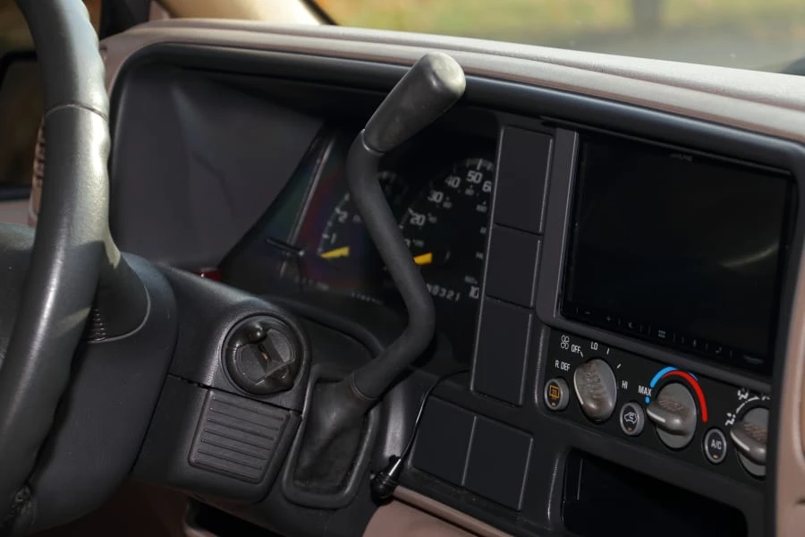 1999 Chevrolet Tahoe 1st Gen - Image 22 of 27