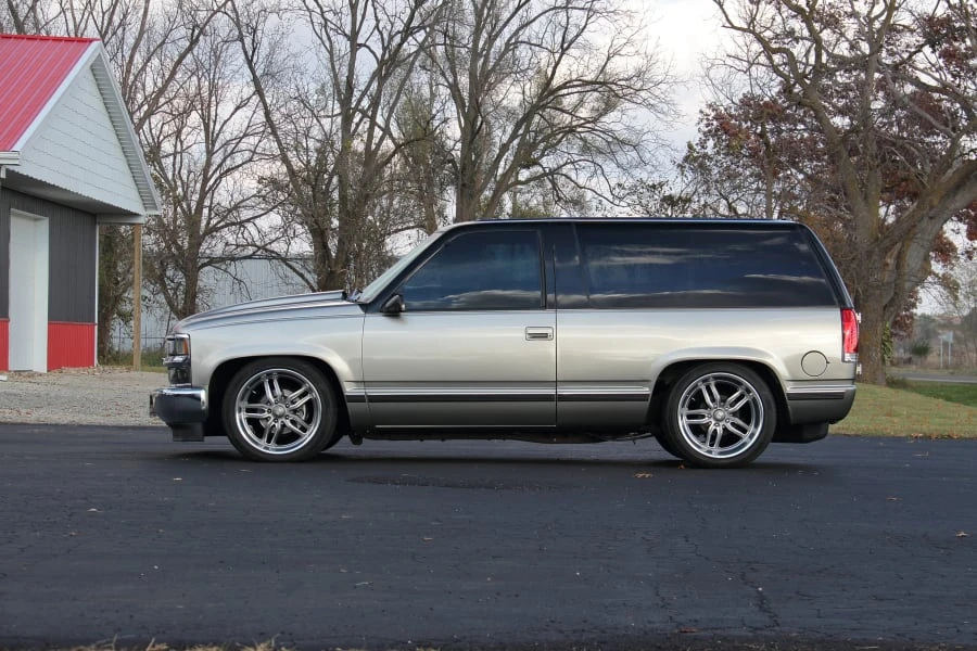 1999 Chevrolet Tahoe 1st Gen - Image 2 of 27