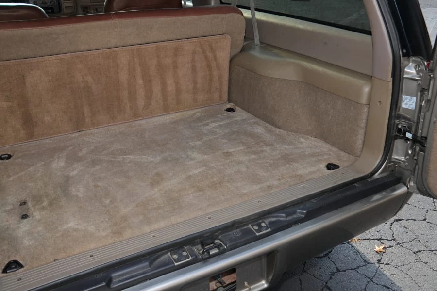 1999 Chevrolet Tahoe 1st Gen - Image 20 of 27
