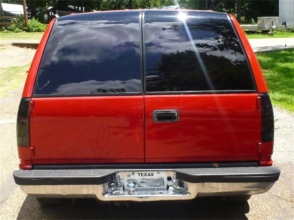 1999 Chevrolet Tahoe 1st Gen - Image 4 of 12