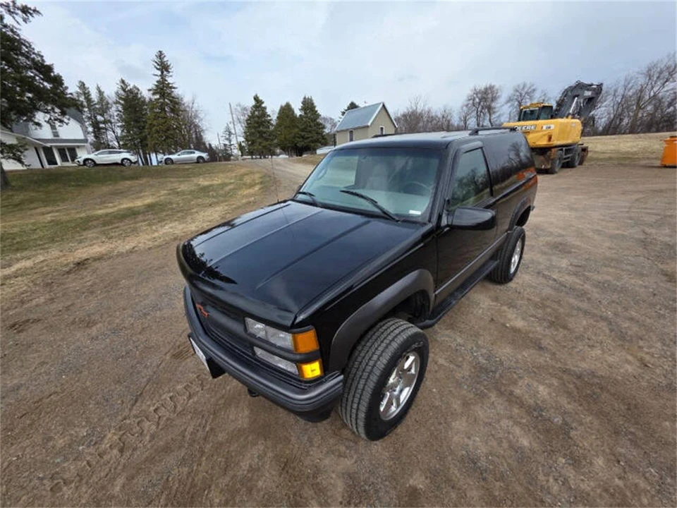 1999 Chevrolet Tahoe 1st Gen - Image 9 of 31