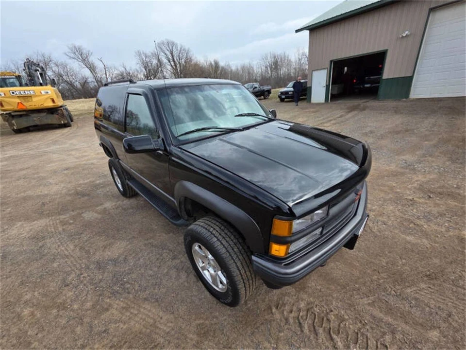 1999 Chevrolet Tahoe 1st Gen - Image 11 of 31