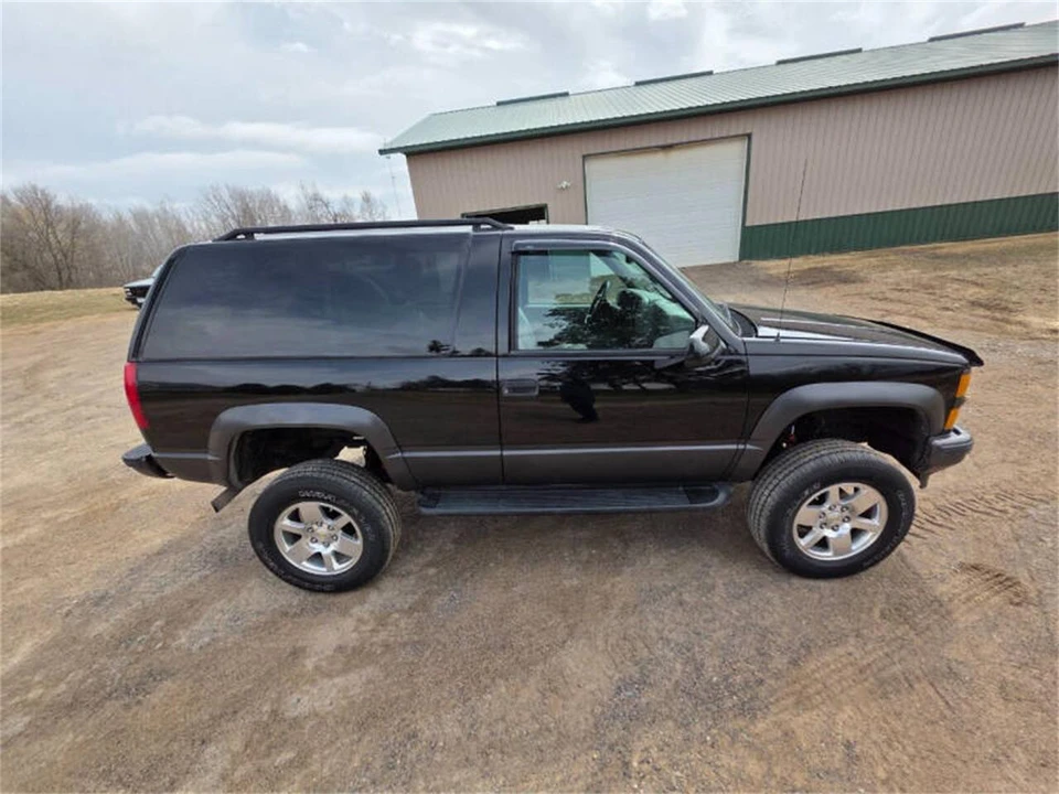 1999 Chevrolet Tahoe 1st Gen - Image 12 of 31