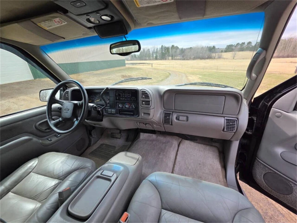 1999 Chevrolet Tahoe 1st Gen - Image 21 of 31