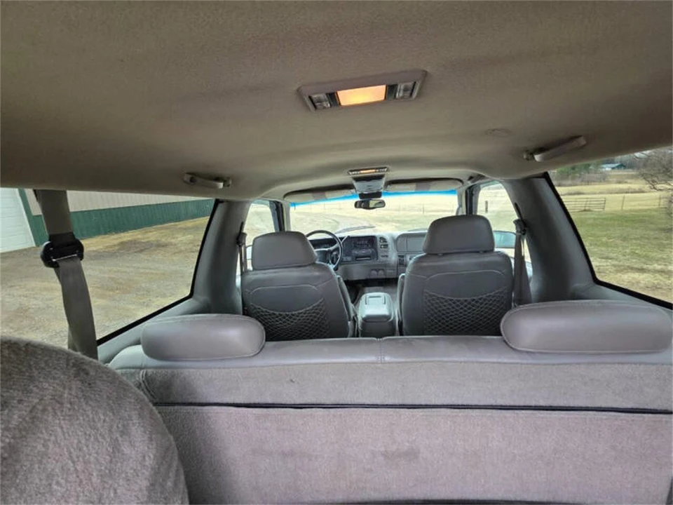 1999 Chevrolet Tahoe 1st Gen - Image 27 of 31