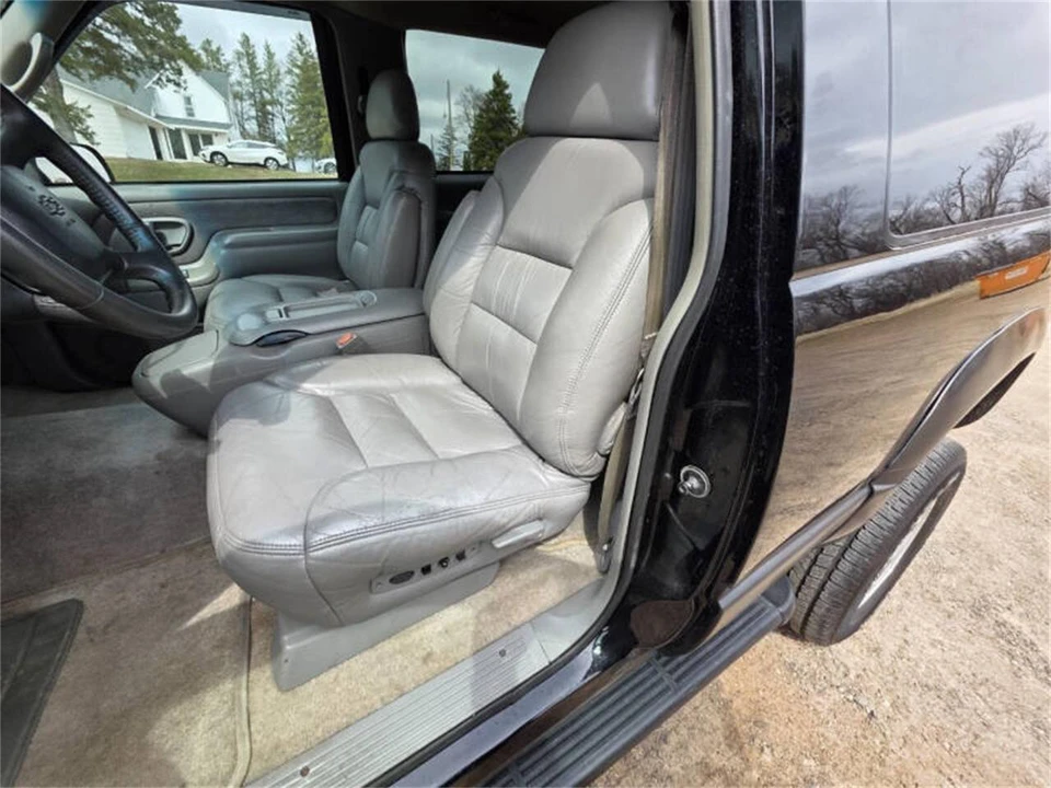 1999 Chevrolet Tahoe 1st Gen - Image 31 of 31