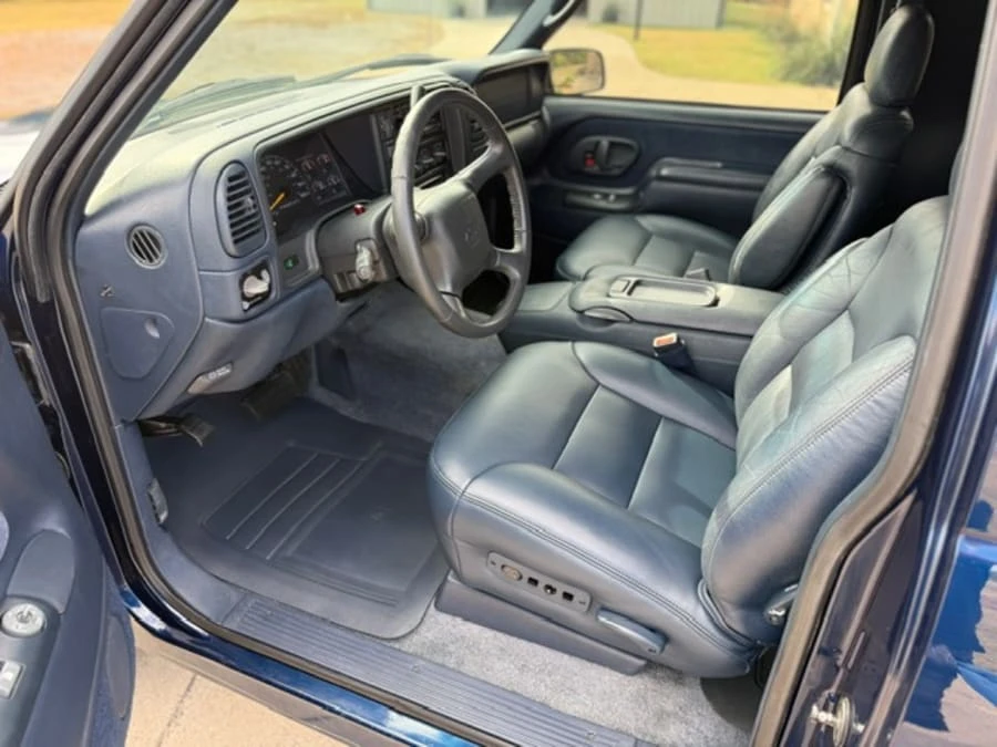 1999 Chevrolet Tahoe 1st Gen - Image 12 of 14