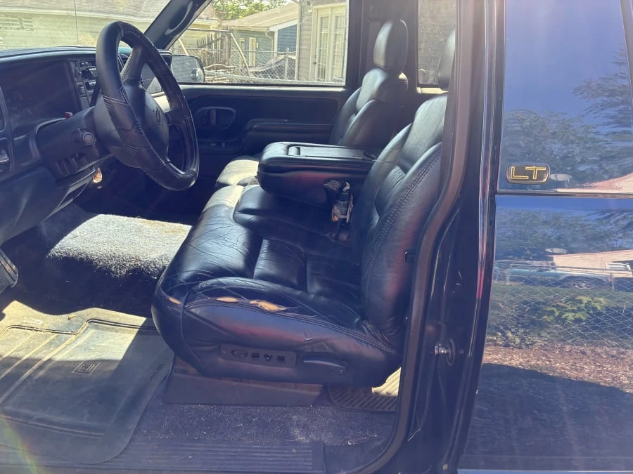 1999 Chevrolet Tahoe 1st Gen - Image 17 of 24