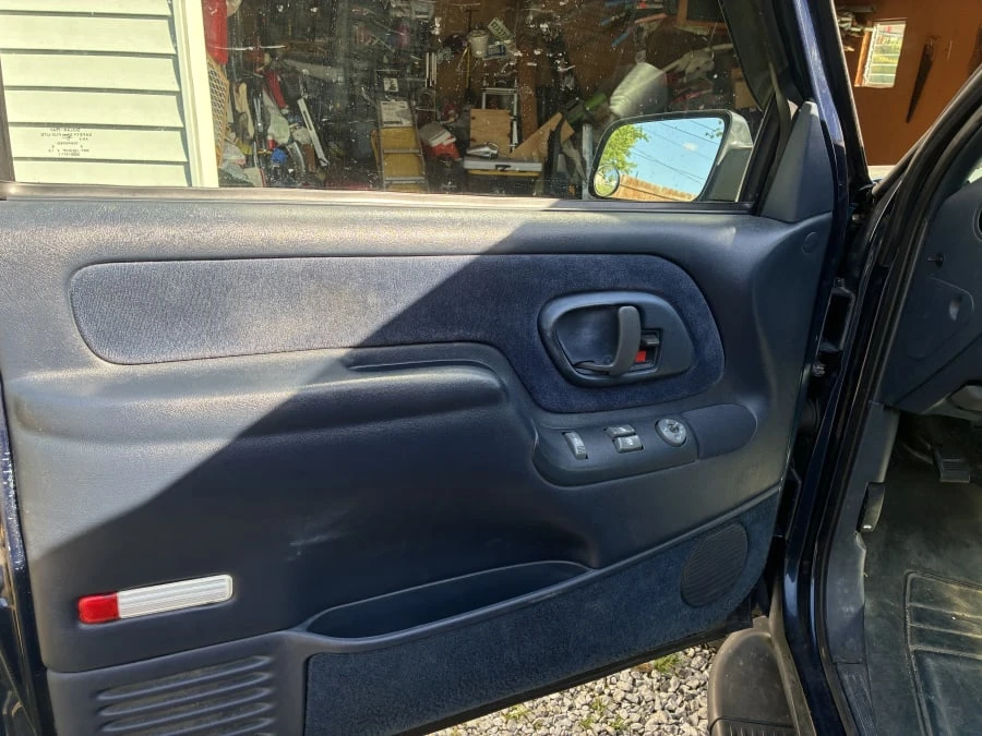 1999 Chevrolet Tahoe 1st Gen - Image 19 of 24