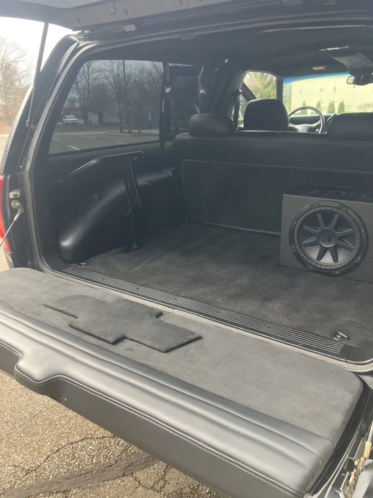 1999 Chevrolet Tahoe 1st Gen - Image 10 of 21