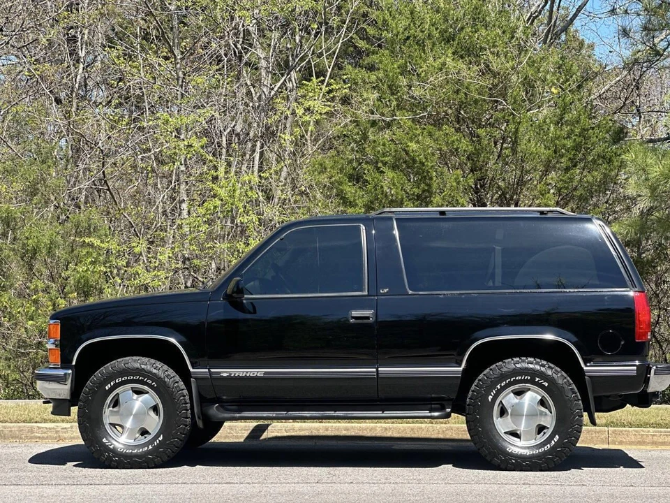 1999 Chevrolet Tahoe 1st Gen - Image 2 of 14