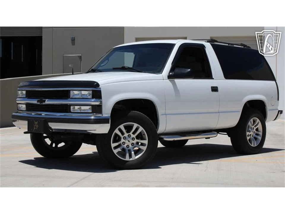 1999 Chevrolet Tahoe 1st Gen - Image 2 of 31