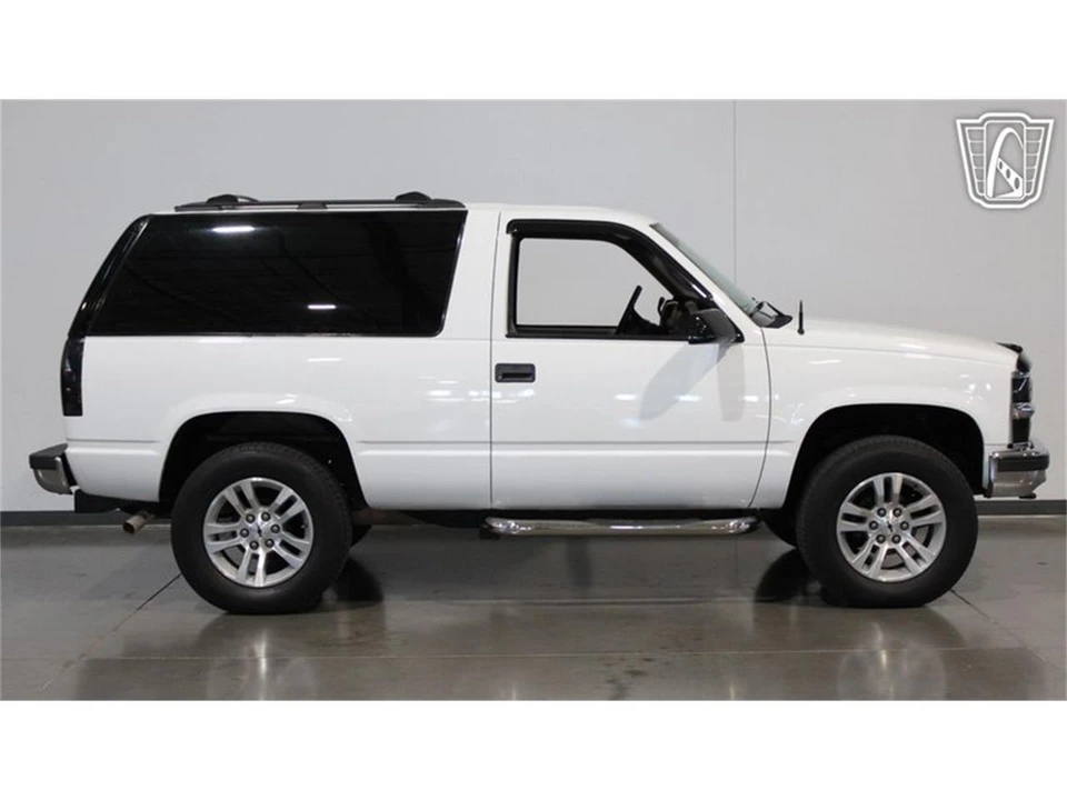1999 Chevrolet Tahoe 1st Gen - Image 22 of 31