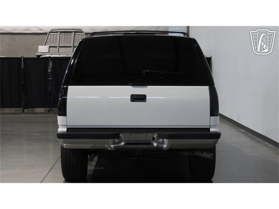 1999 Chevrolet Tahoe 1st Gen - Image 24 of 31