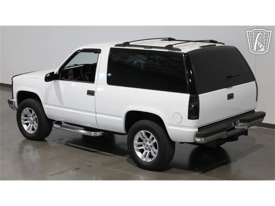 1999 Chevrolet Tahoe 1st Gen - Image 10 of 31