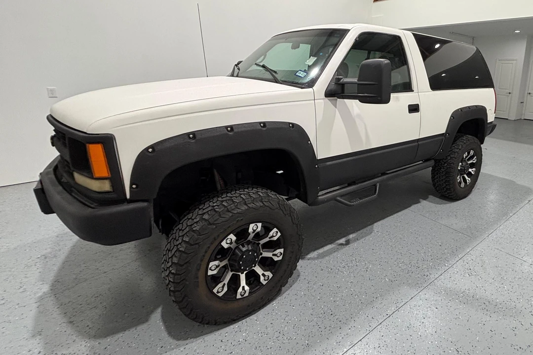 1999 Chevrolet Tahoe 1st Gen - Image 10 of 31