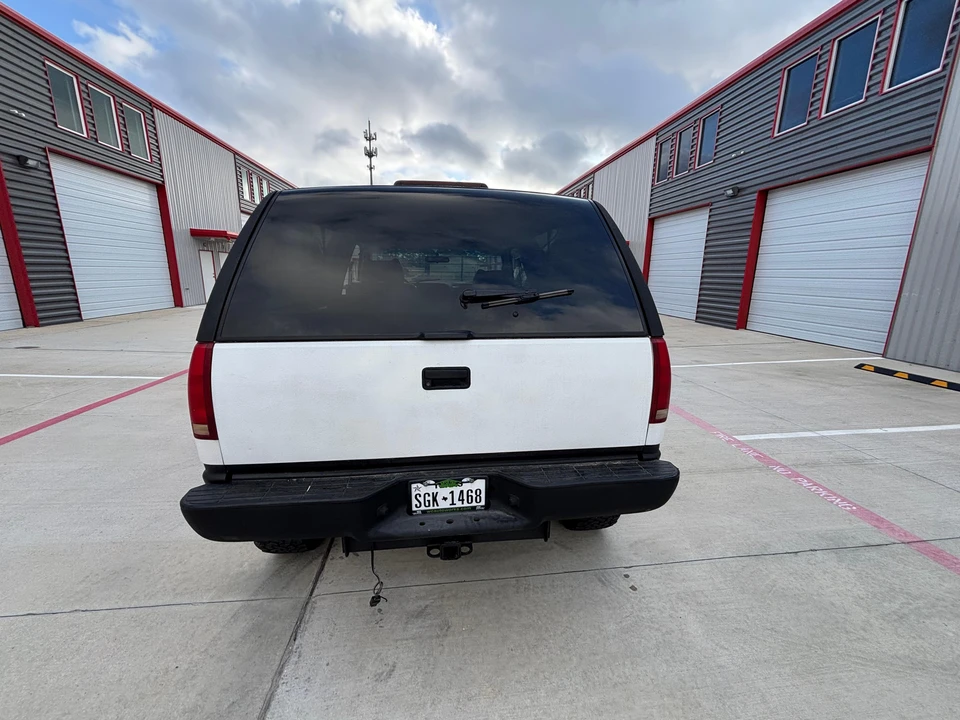 1999 Chevrolet Tahoe 1st Gen - Image 17 of 31