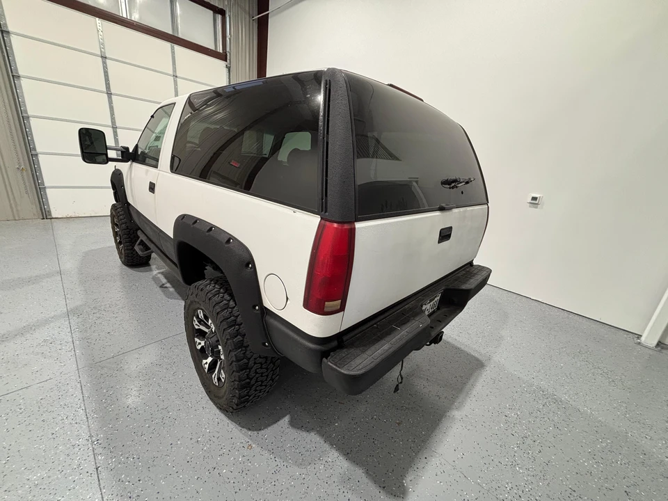 1999 Chevrolet Tahoe 1st Gen - Image 16 of 31